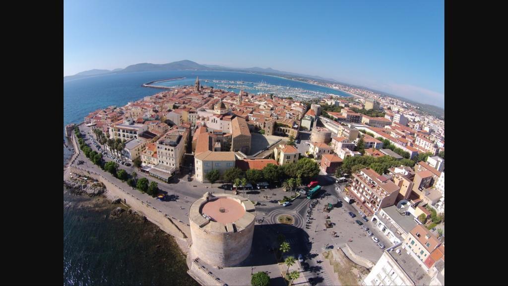 Cozy Apartment Mati Alghero Historic Center Exterior foto